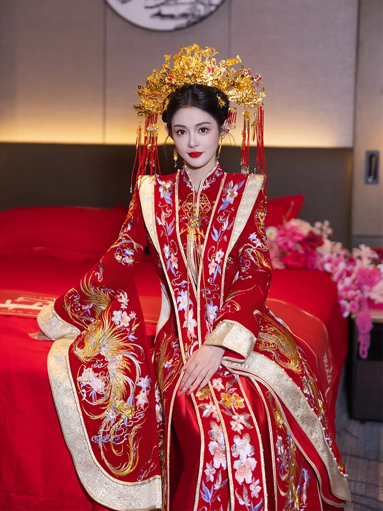 

Heavy Work Chinese Style Wedding Dress New 2026 Bride Gown Hanfu Wedding Clothes Women Phoenix Crown Chepa Wedding Gown