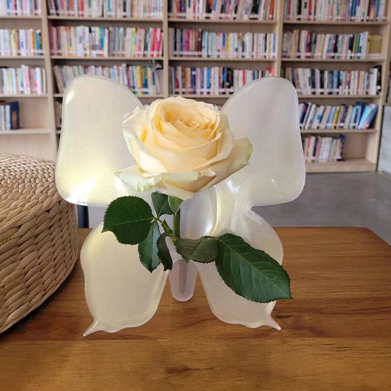 

Modern Minimalist Acrylic Butterfly Vase Aesthetic Flowers Pot Desk Decoration Flower Arrangement Butterfly Floral Vases Room