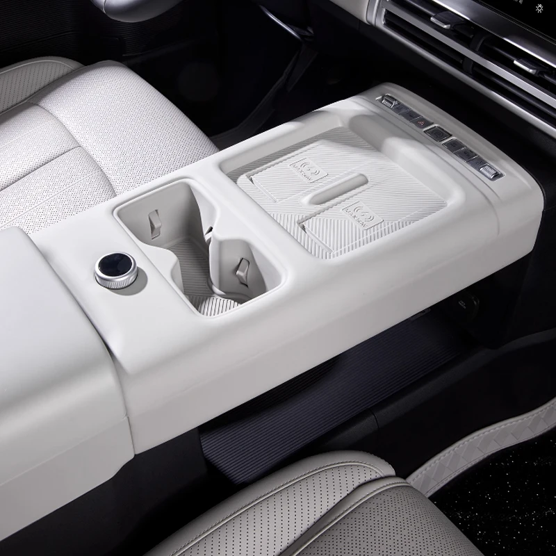 

For Formula Leopard Ti7 2025 2026 Central Control Fully Wrapped Silicone Pad Cup Holder Protective Pad Interior Decoration