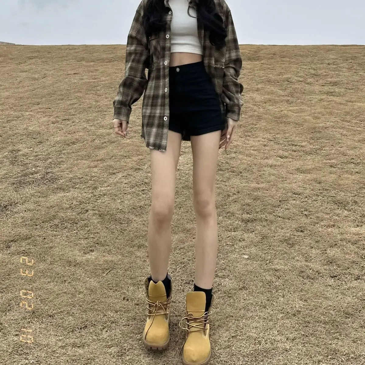 

Джинсовые шорты с высокой талией, облегающие, женские, модные, летние, в стиле High Street, сексуальные, А-силуэт, повседневные, прямые, джинсовые шорты-брюки