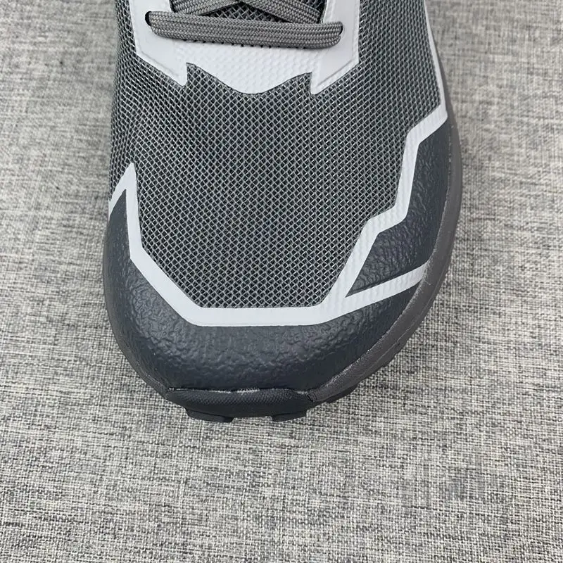 2025 New outdoor fitness hiking shoes men's sports shoes high-top wear cross-country running shoes walking shoes