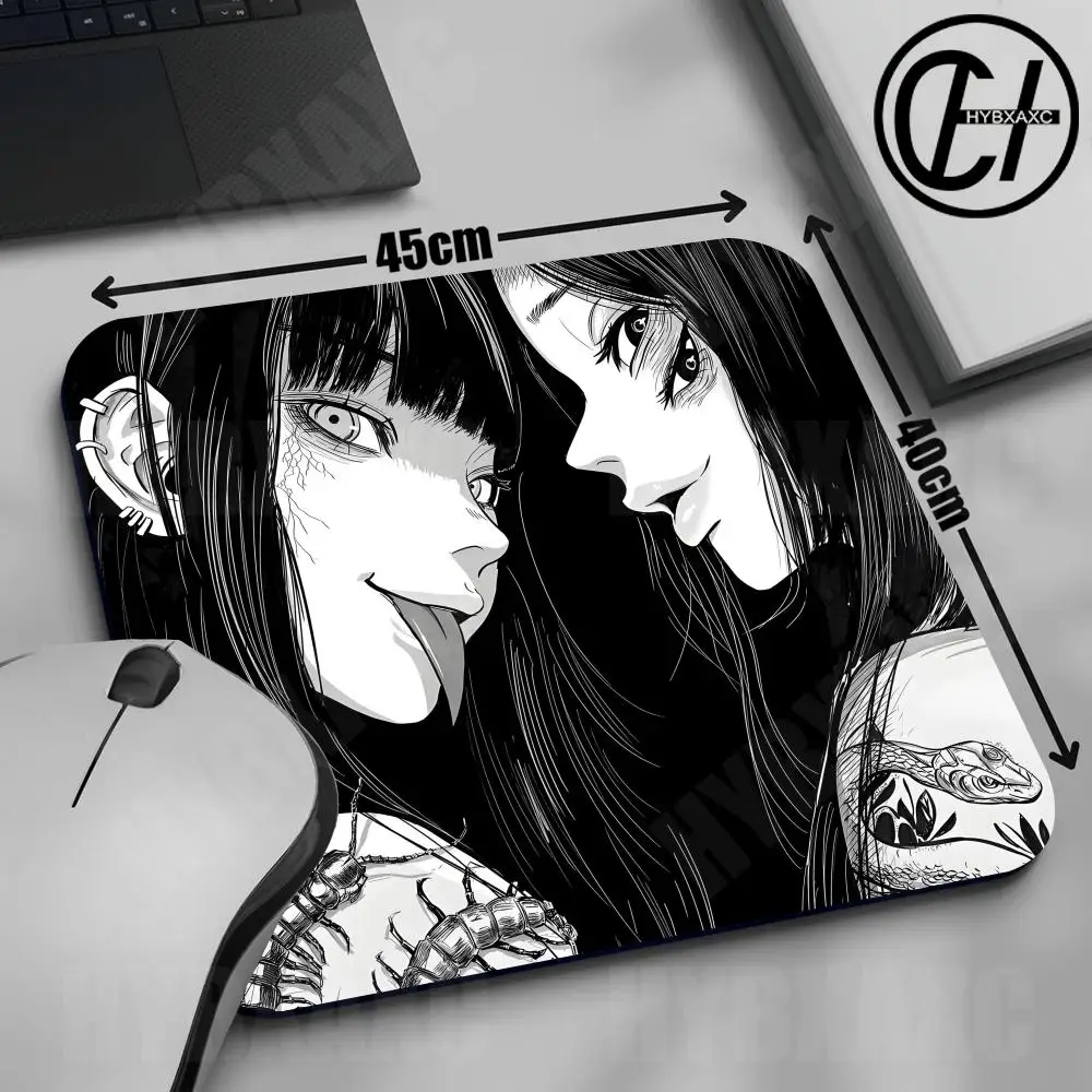 Black White Aesthetics Mousepad Multiple sizes Large Square Computer Office Game Table Mat Anime Girls Rubber Anti-slip Desk Mat