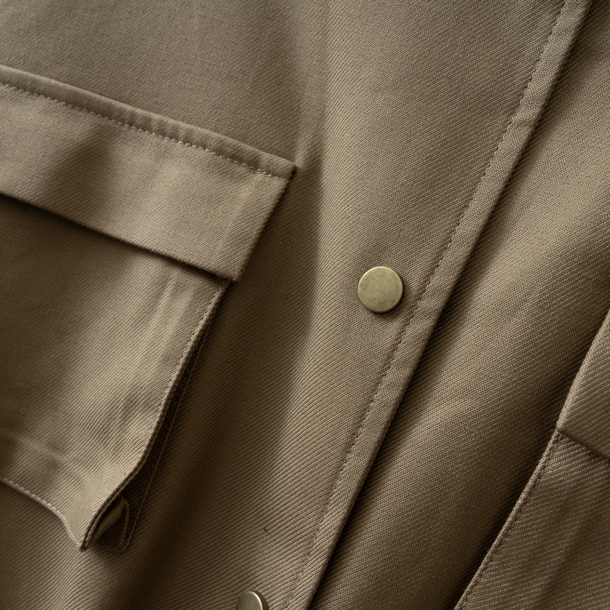 Stylish Women's Casual Jacket for Everyday Wear