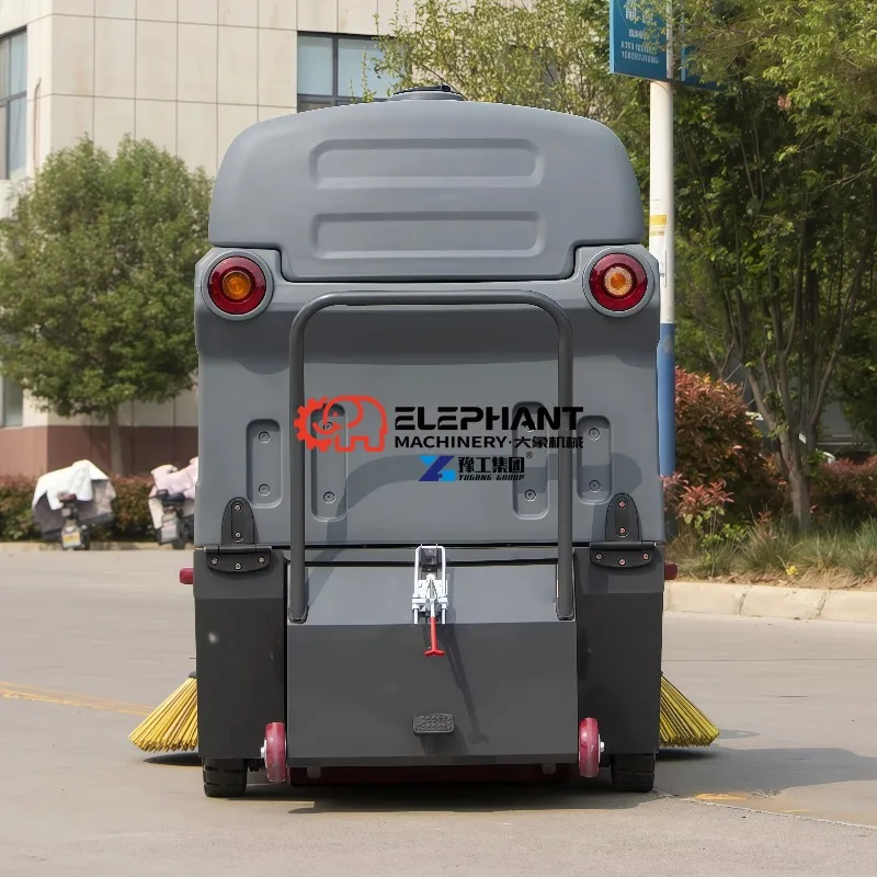 Hot Sale Mini Ride-On Electric Road Sweeper, Portable Efficient Floor Cleaning Machine for Workshop Street