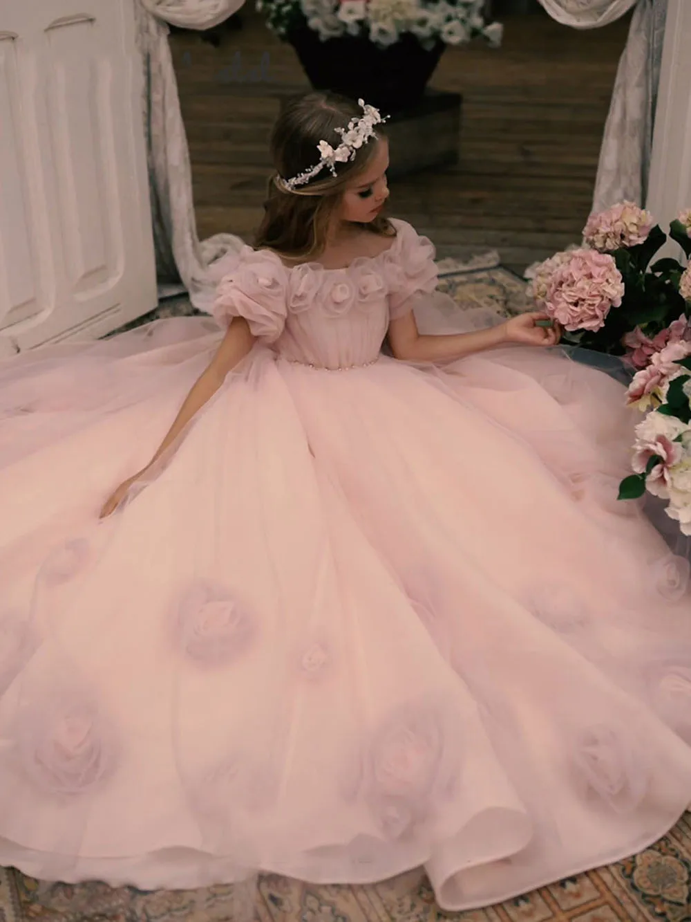 Vestido de tul rosa para niña de las flores, apliques de boda, mangas cortas hinchadas, vestido de princesa para fiesta de cumpleaños, vestido de baile de primera comunión 2024