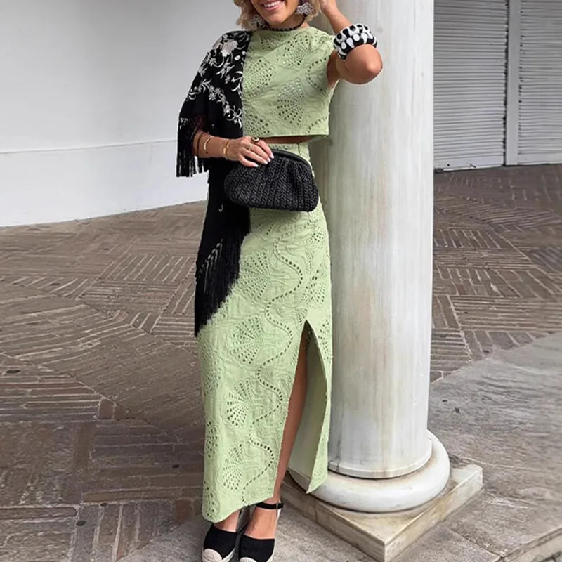 

Lace Hollow Out O-neck Crop Tops&Half Skirts Set Summer Solid Color Slim Vacation Set Casual Women High Waist Long Skirts Outfit