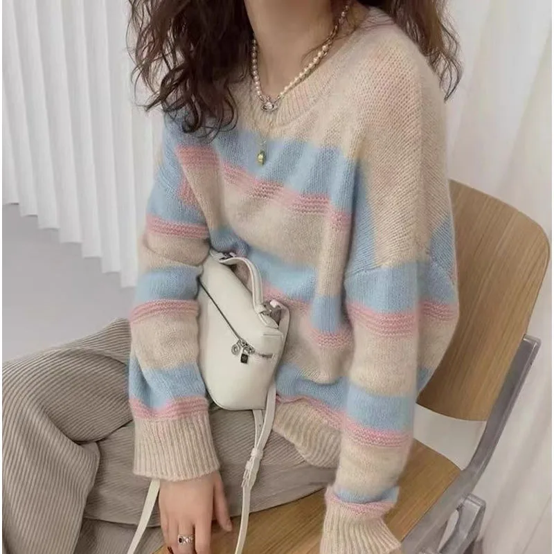 New Autumn/Winter Fashion Retro Contrast Stripe Round Neck Loose Versatile Slim and Fashionable Long Sleeve Women\'s Sweater