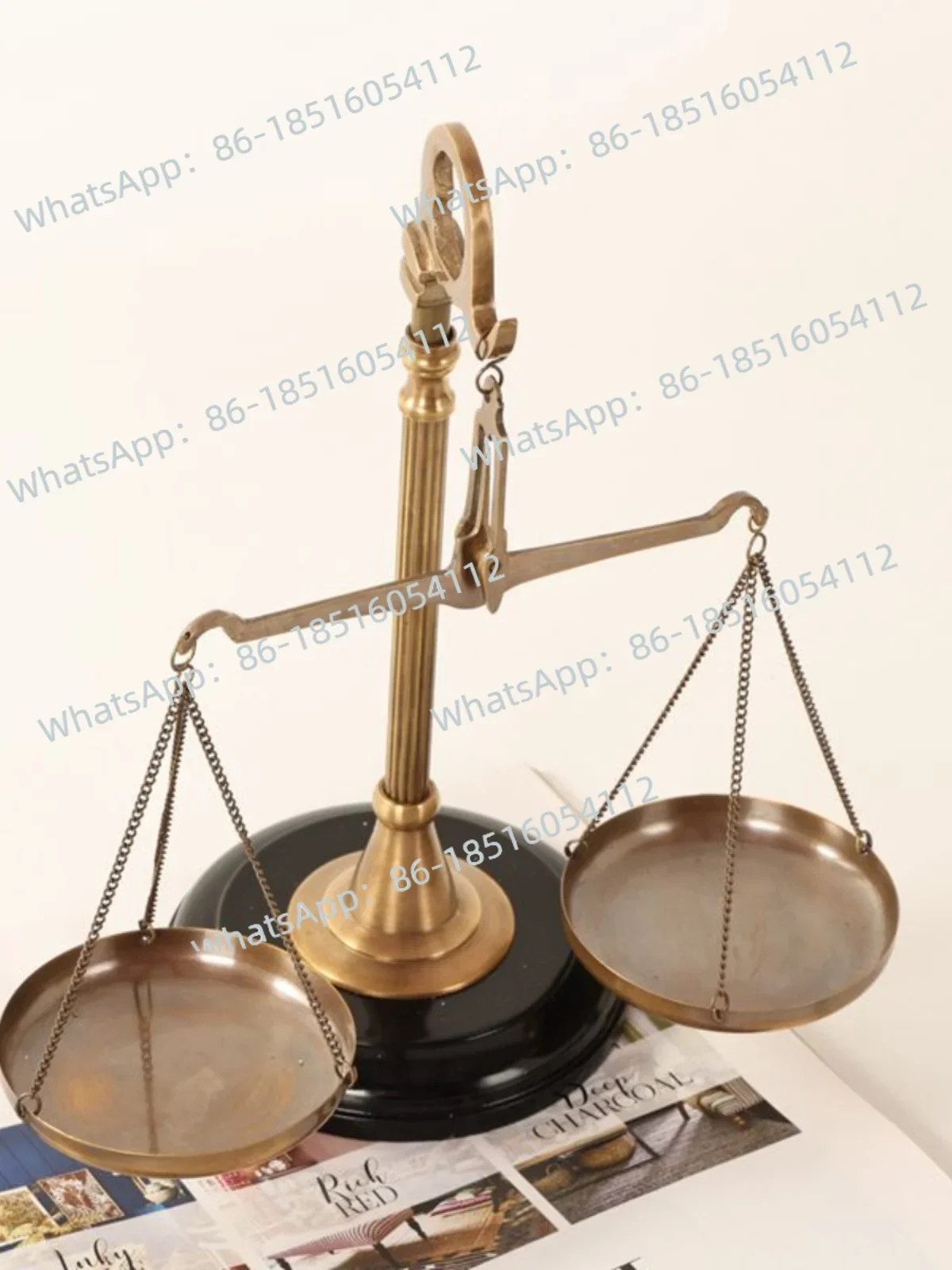 

European brass scale retro gift study desktop creative law firm decorative ornament