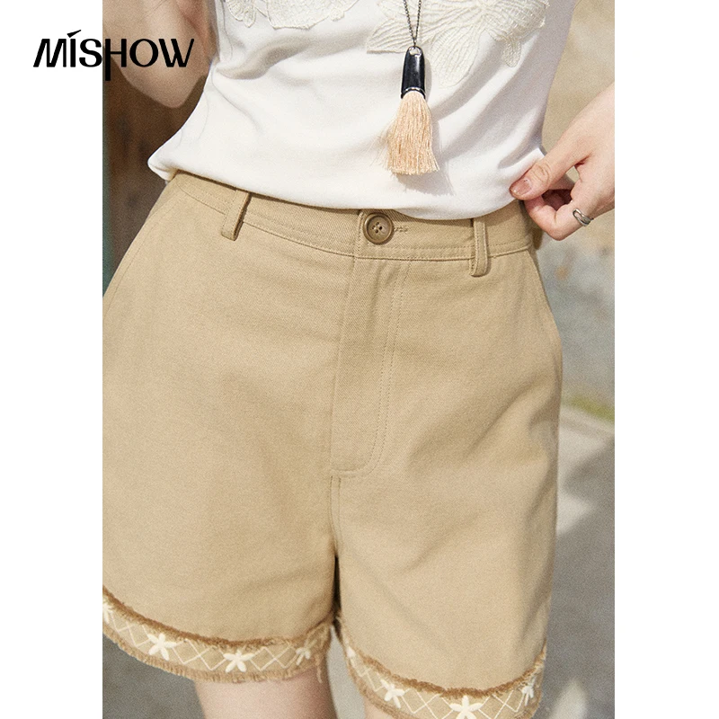 MISHOW Lace Embroidered Hem Casual Shorts 26 Autumn High Waist Slim A-line Zipper Shorts Female Wide Leg Short Pants MXF41K2736