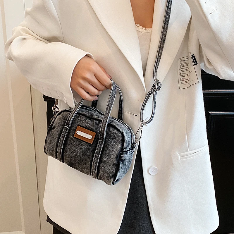 حقيبة يد صغيرة من قماش الدنيم بتصميم عتيق حقائب كروس نسائية صغيرة على الموضة 2025 حقيبة يد عصرية جديدة مع سحاب للإغلاق للاستخدام اليومي غير الرسمي #2