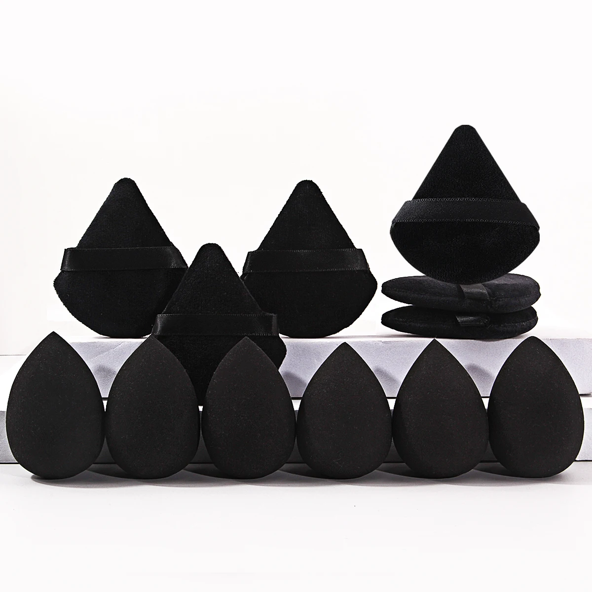 12 pezzi di set di soffio di cipria in spugna nera per trucco più venduto, soffio di cipria triangolare in spugna super morbida e non appiccicosa