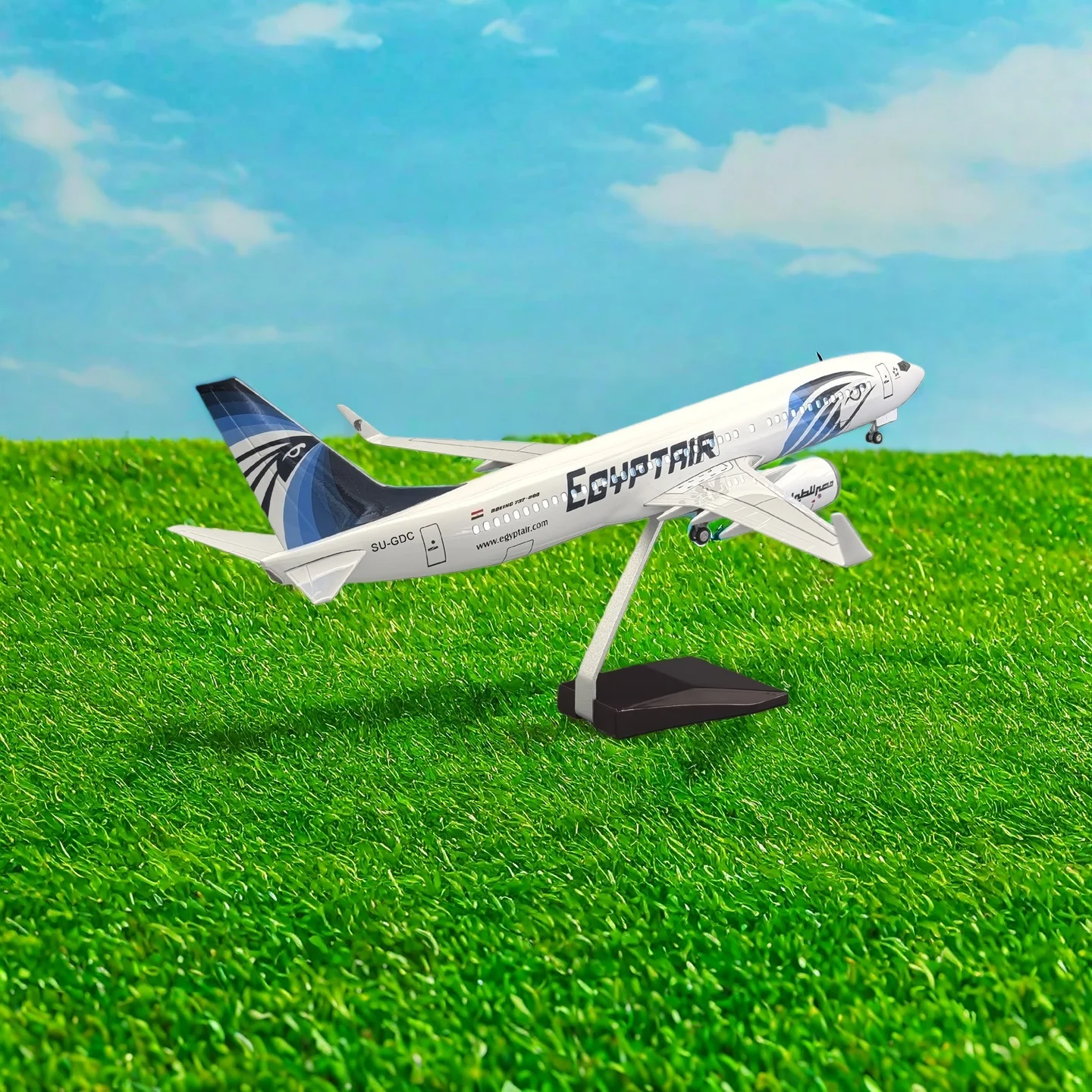 

Scale 47CM Scale Airplane Model A350 B787 B737 Egypt Air Airways Model LED Light & Wheel Landing Gear Plastic Resin Plane Model