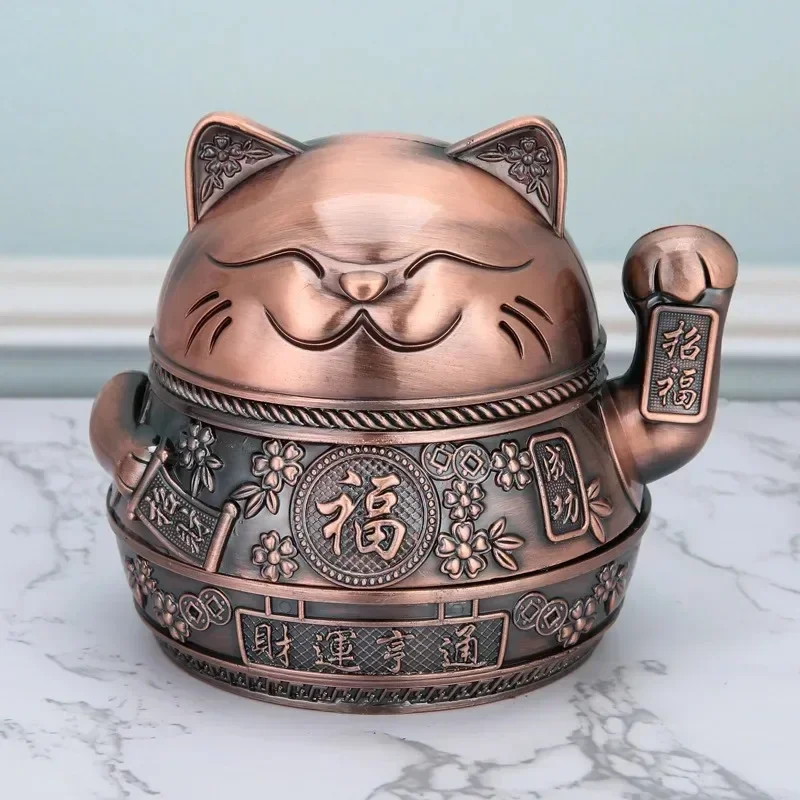 Creative Fortune Lucky Cat Design Ashtray Zinc Alloy Ashtray Portable Retro Metal Anti-fly Cigarette Holder Home Desk Decoration