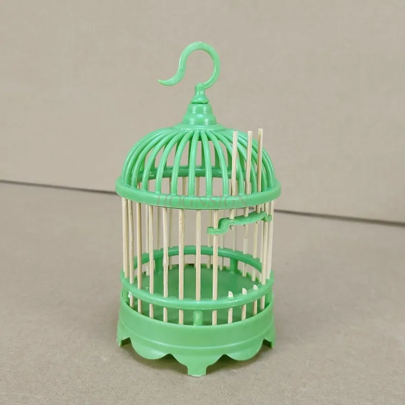 

Small Simple Box Bottle House Children Kids Insect cage cricket cage house children toy Insect Grasshopper Feeding Cage Cricket