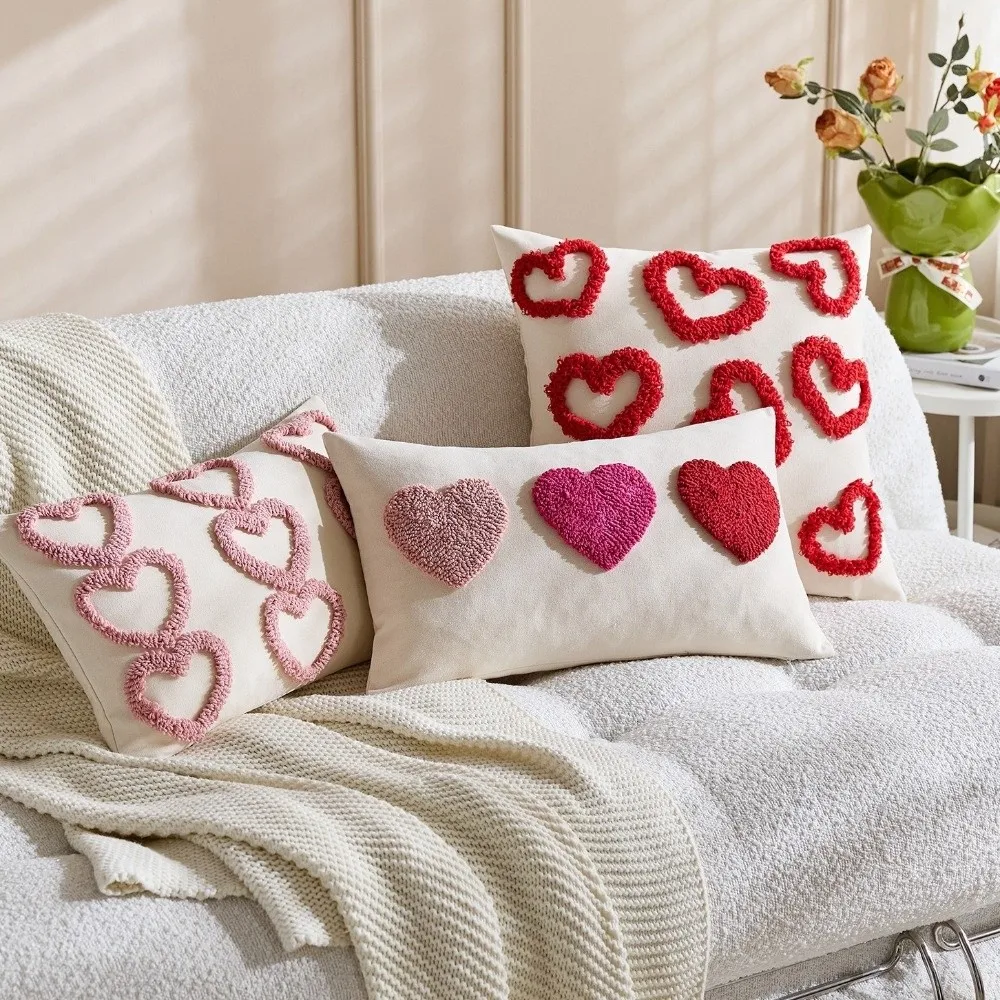 

Romantic Valentine Heart Pattern Pillowcase Velvet Embroidery Throw Pillow Cover Hidden Zipper Minimalist Pillow Towel