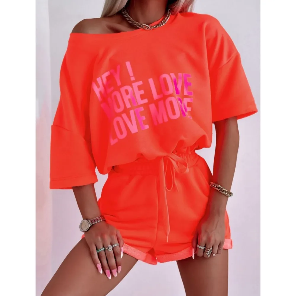 Zomer Casual T-shirt met korte mouwen Sportieve tweedelige set Damesmode Letterprint Top Los Een eenvoudige vetershorts Dames