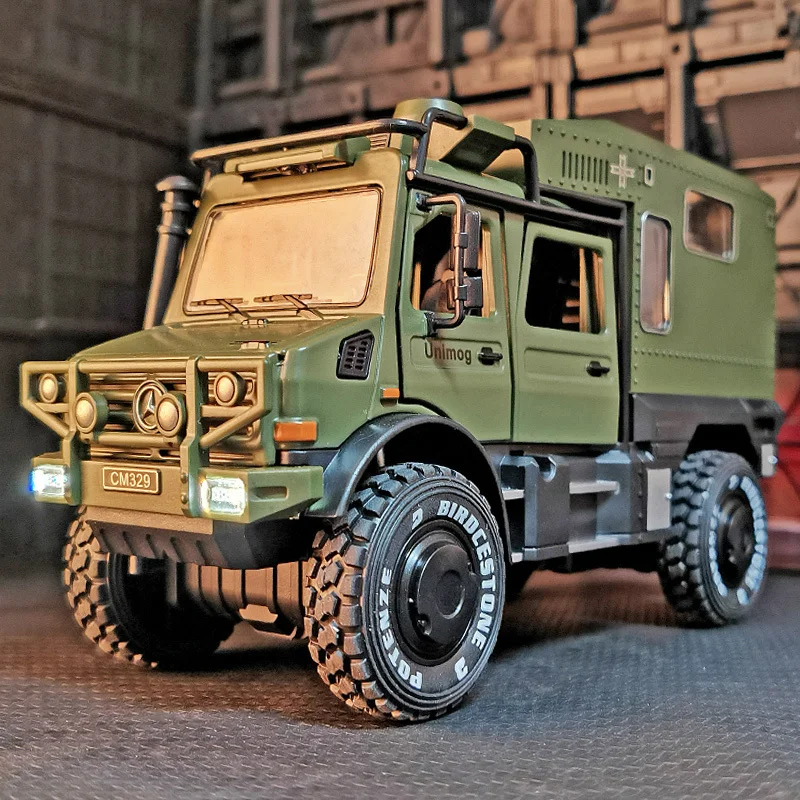 1/28 UNIMOG U4000 Motorhome Alloy Cross-country Touring Car Model Diecast Toy Off-road Vehicles Model Sound and Light Kids Gifts