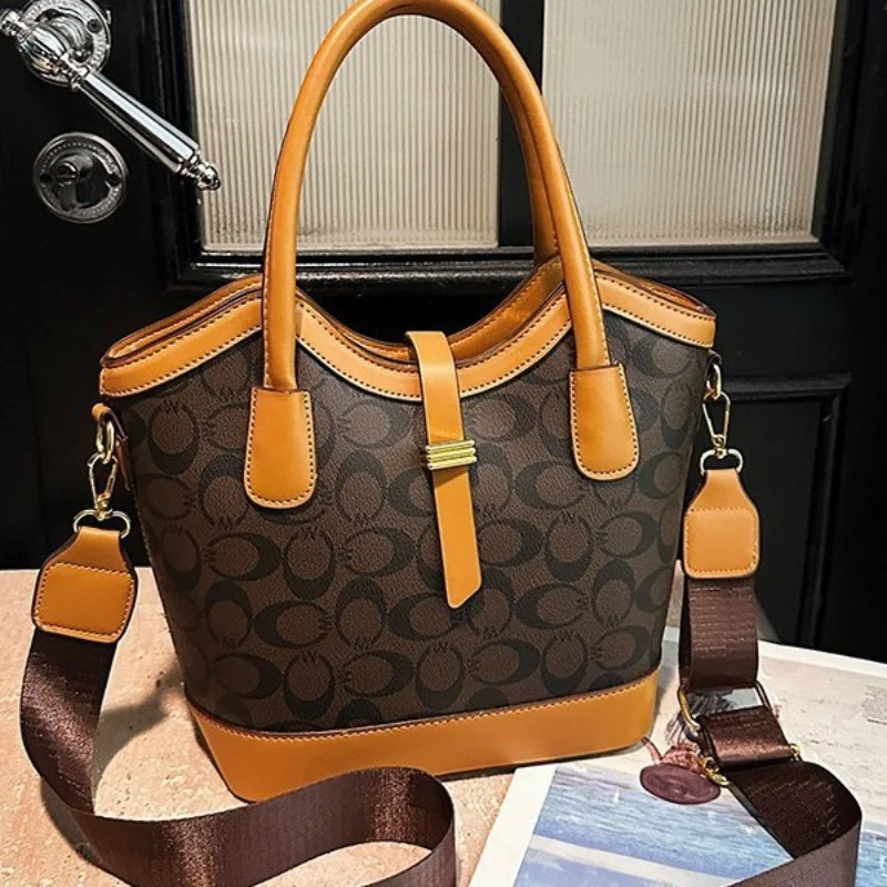 

2025 Large Woven Tote Bag for Women Spacious Beach Shopper Crossbody Bag Vacation Everyday Use