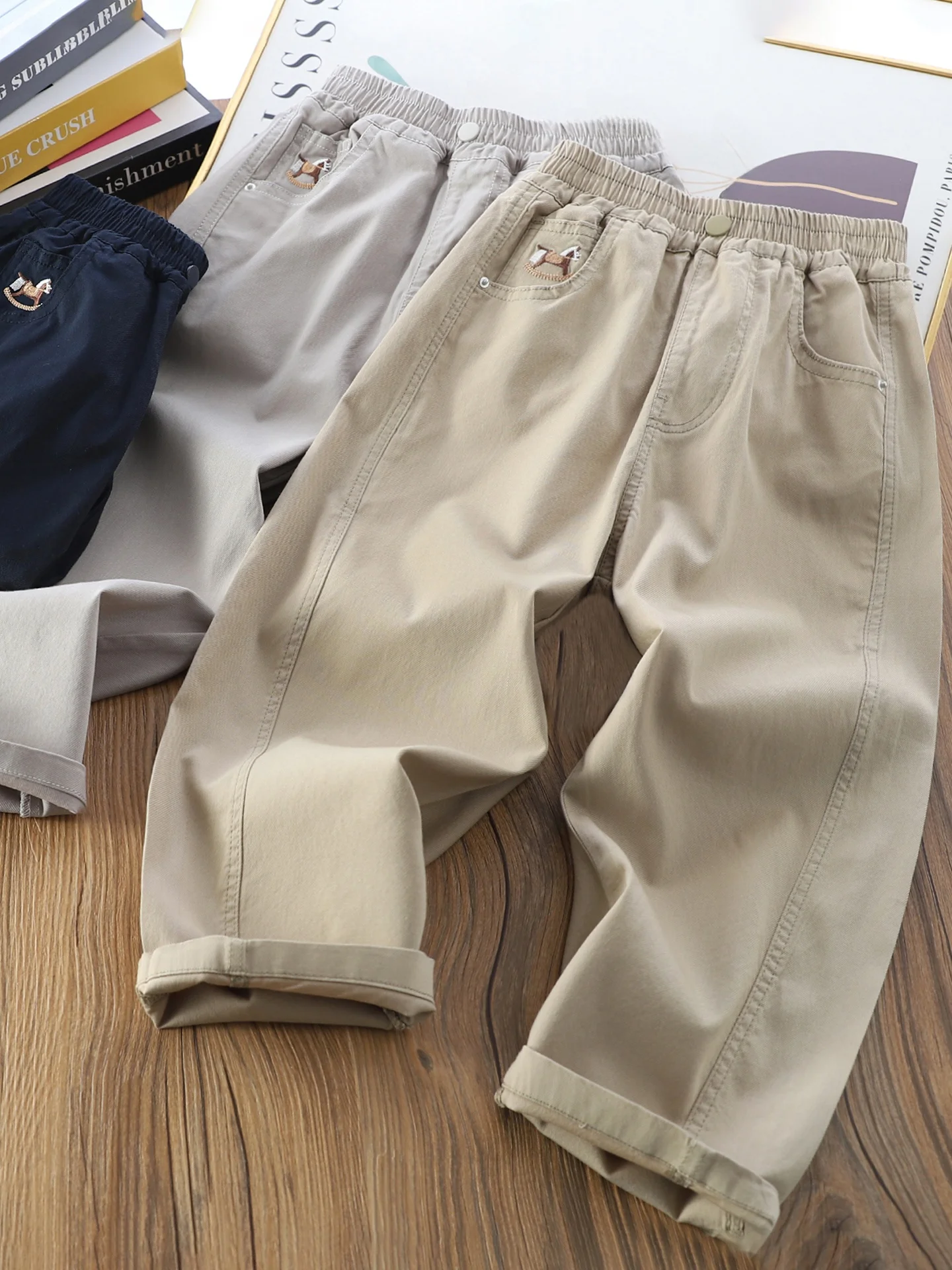 ボーイズカジュアルテンセルコットンストレートレッグパンツ春夏中大子供用オールオーバープリントルーズマウスロングパンツ