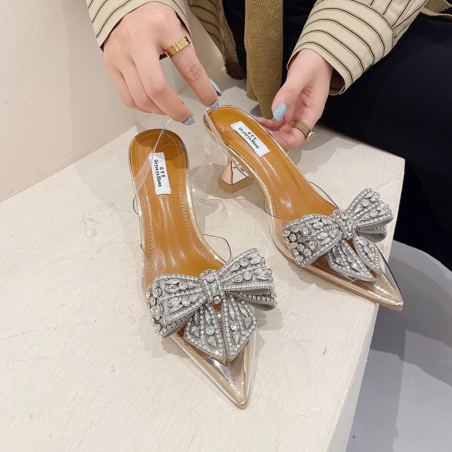 

Summer Sexy Pointed Toe Bow Crystal PVC Transparent Women Slingbacks Pumps Elegant Thin High Heels Strippers Prom Mule Shoes