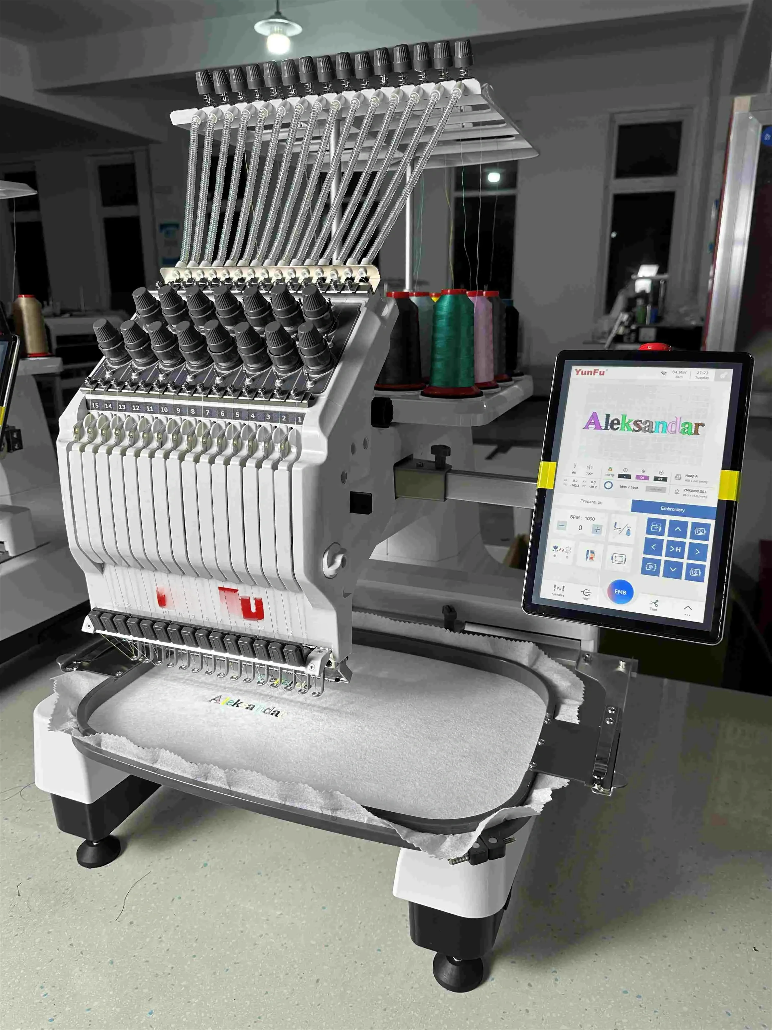 2026 Best-selling PR1000E 10-needle Industrial Flat Embroidery Machine Brand New Manual Operation