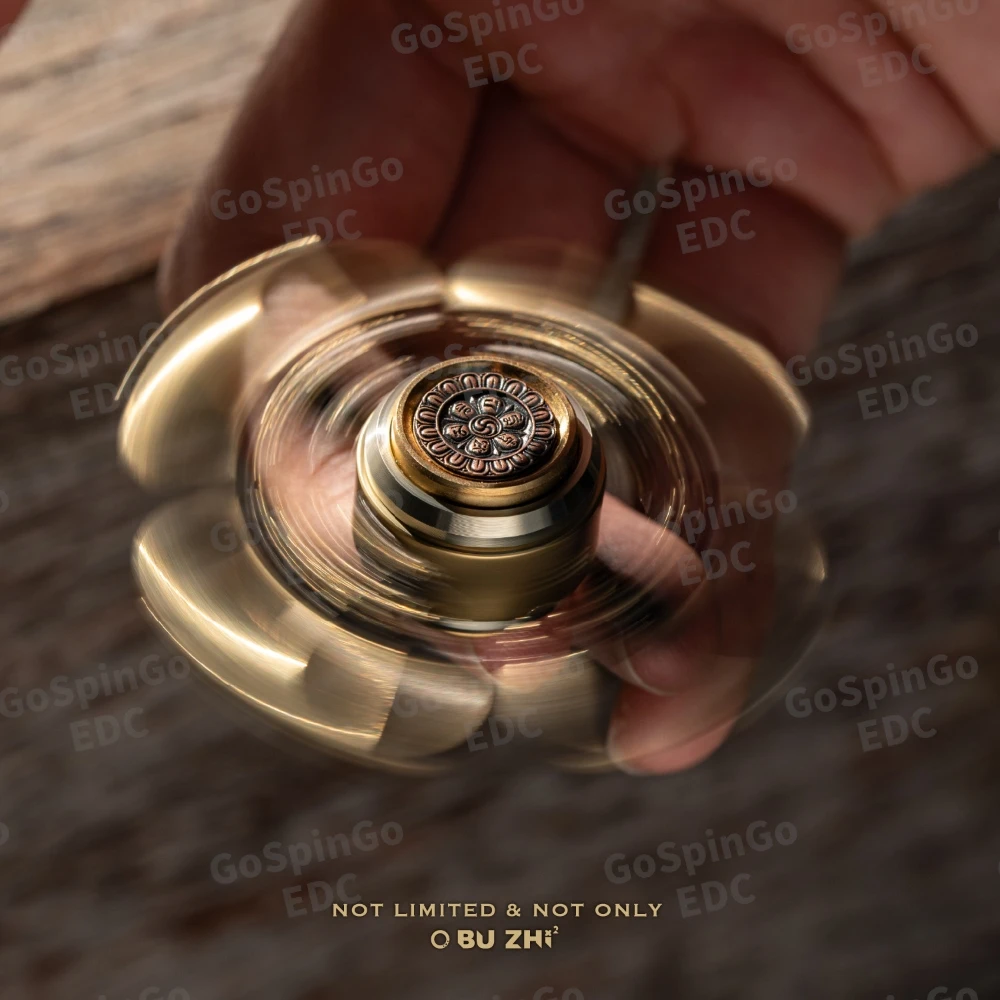 BUZHI EDC フィジェットスピナー 真鍮 銅 カップロニッケル マルチブレード フィジェットスピナー 不安解消グッズ オフィスデスクアクセサリー