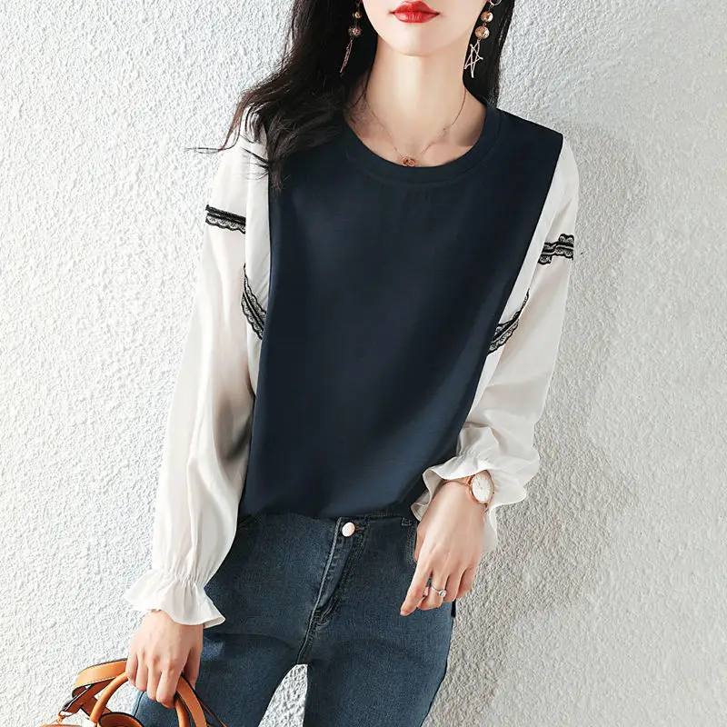 Fashion O-Neck Spliced Lace Princess Sleeve Shirt Loose Casual Pullovers 2022 Autumn New Women\'s Clothing Commute Blouses