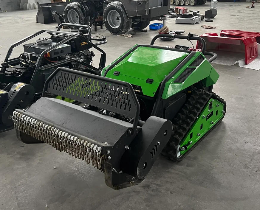 

Heavy Duty Remote Control Tracked Lawn Mower Battery Powered Grass Mowing Robot For Large Area Green Belt Maintenance