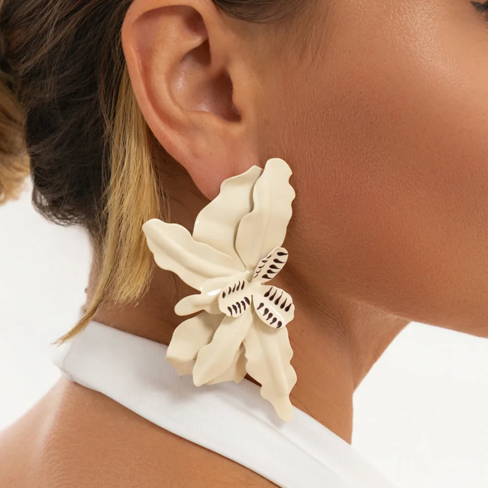 Salircon Exquisite Elegant Enamel Drip Oil Red White Large Flower Stud Earring Women Wedding Charm Piercing Earrings Jewelry