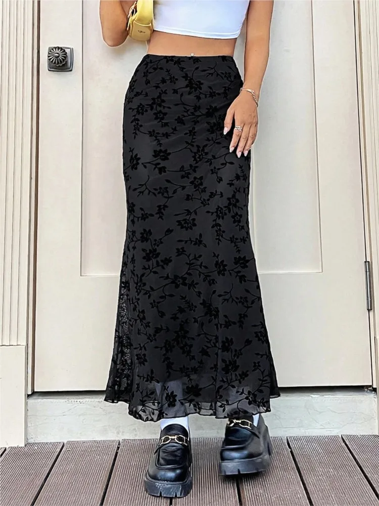 Black skirt