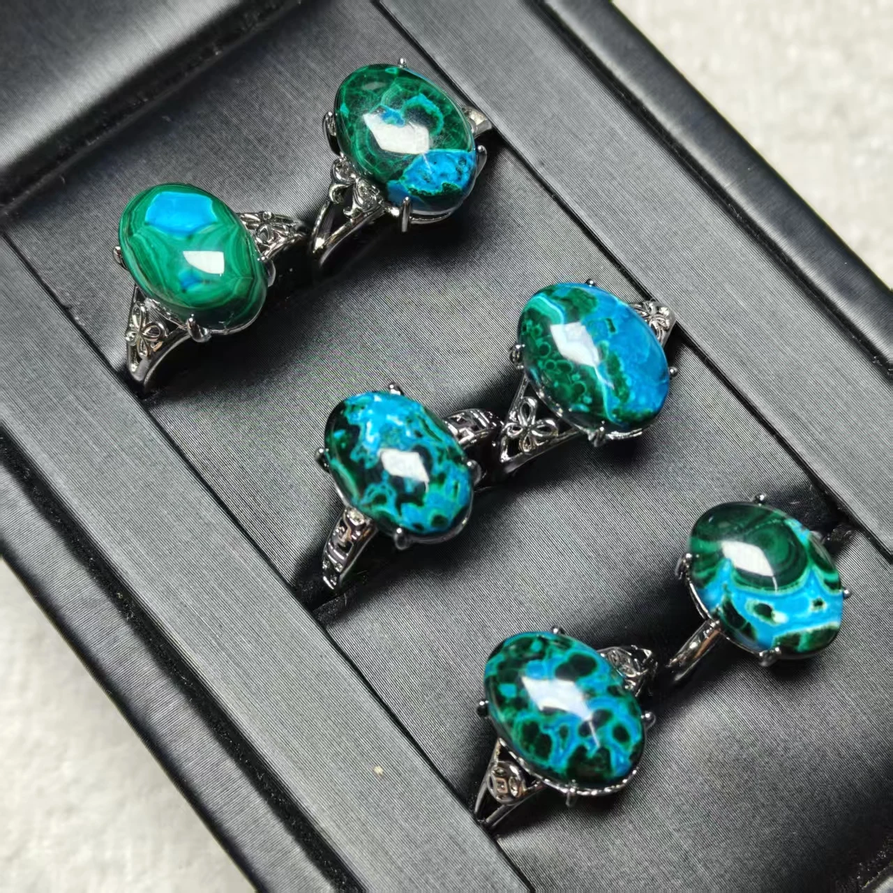 Natürliche Chrysocolla-Malachit-Perlen, verschiedene Arten, Ringdesign, trendig und vielseitig, schlicht und modisch, Live-Ring, Geschenk für Paare – Detail 7