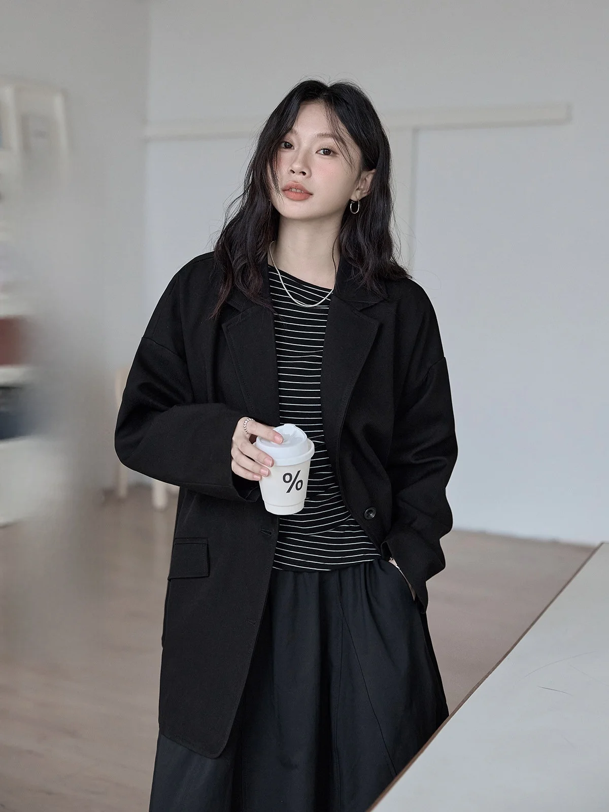

Black Loose Women's Suit Jacket Commute Friendly Versatile Stylish Commuter Style Long Sleeve Regular Length Loose Fit