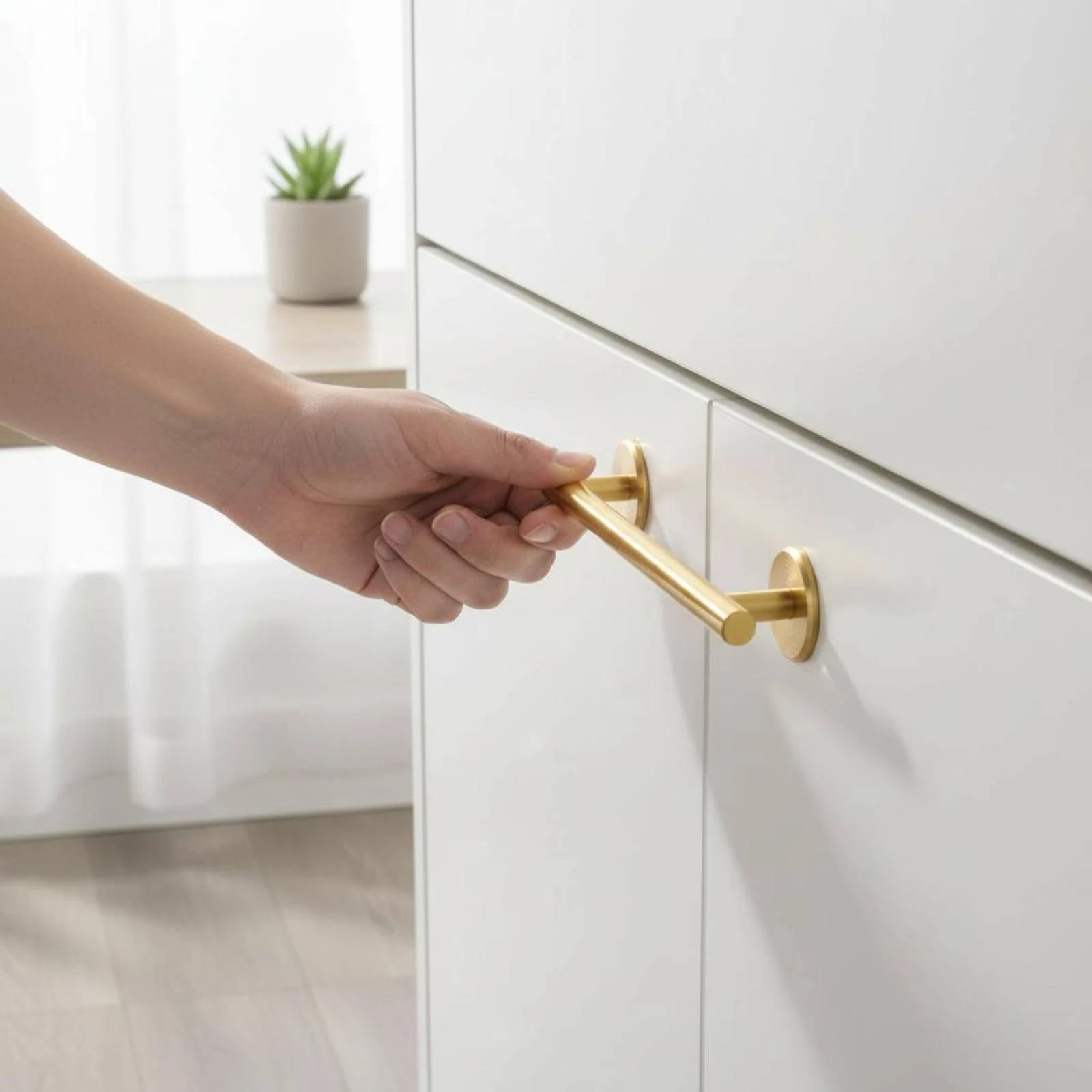 Bar Handle Aluminum Alloy Door Handle Cabinet Pull Screw Mounted Home Hardware Classic Look