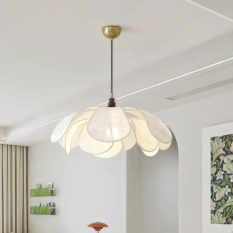 Nordic Cream Petal Pendant Light Retro Fabric Printed Ceiling Chandelier Home Decor Bedroom Living Dining Room Led Hanging Lamps