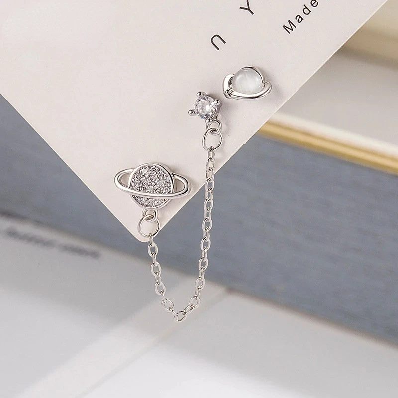 جديد فضي اللون غير المتماثلة كوكب أقراط للنساء شخصية مزدوجة الأذن ثقب القرط الكورية موضة مجوهرات حساسة