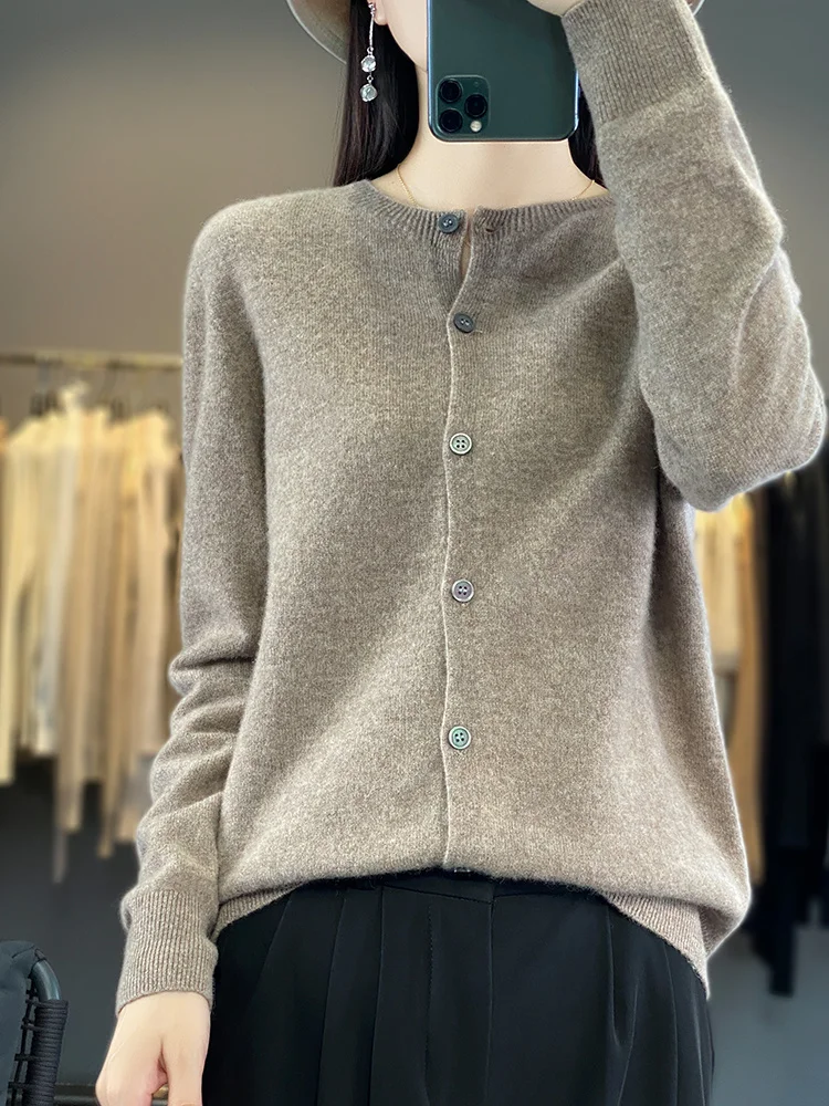 Cardigã de cashmere abotoado feminino 100% lã merino, suéter com gola O, malha básica, blusa macia feminina casual para outono e inverno