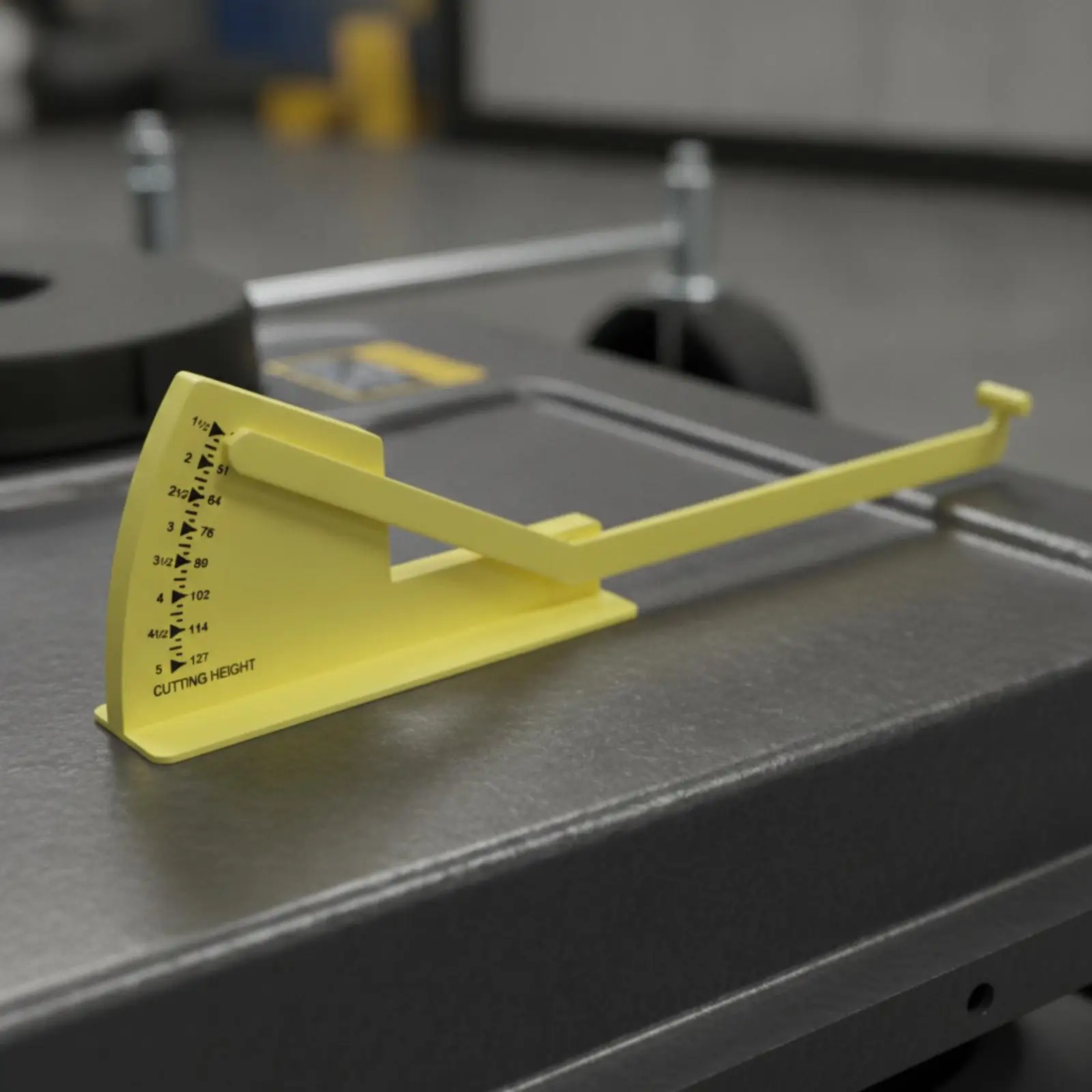 2 Pieces Deck Level with Triangular Base Accurate, Deck Leveling Gauge, Compact,