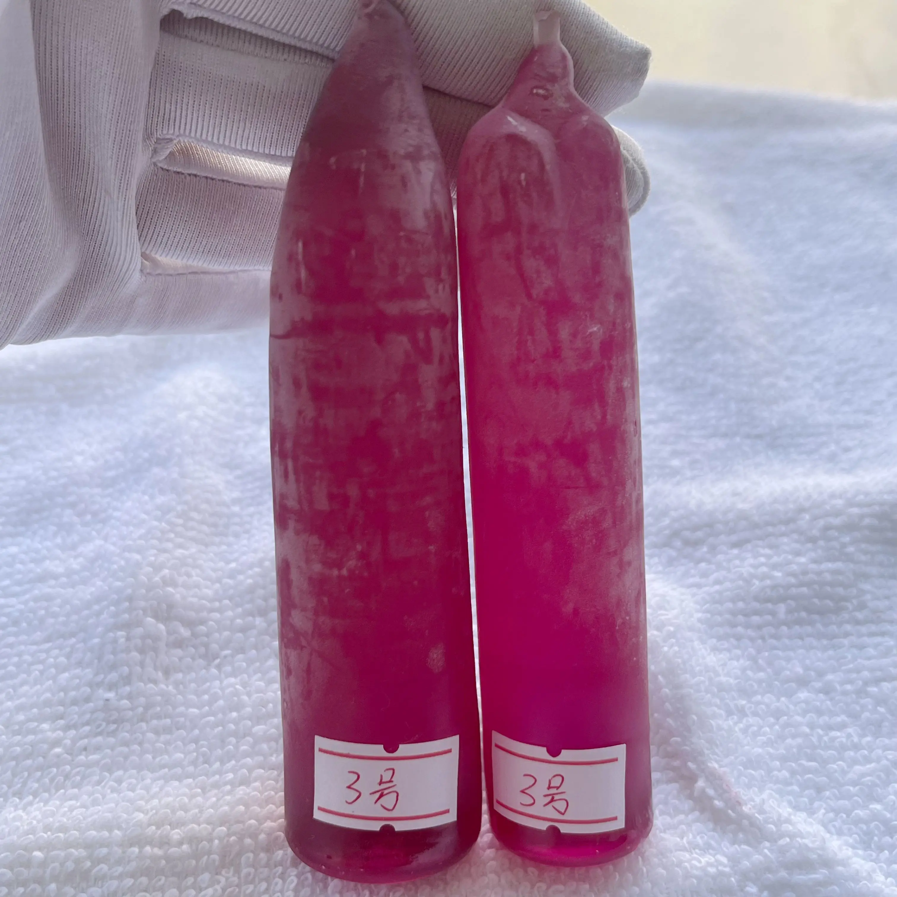 

1PC Rough Uncut Raw Material 3# Color Synthetic Corundum Material Ruby For Loose Stone Gemstone Making