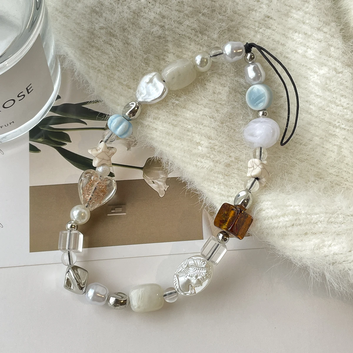 Süße süße Erdbeere Handygurt Telefonketten für Frauen Perlenkette Telefon Anhänger Charm Schlüssel Anti-Verlust Lanyard Schmuck Geschenke ﻿