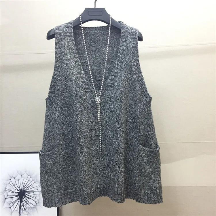 Knitted Vest All-match V-neck Sleeveless Autumn Sweaters 2023 Women Simple Pocket Female Korean-style Casual Winter Trendy Coat