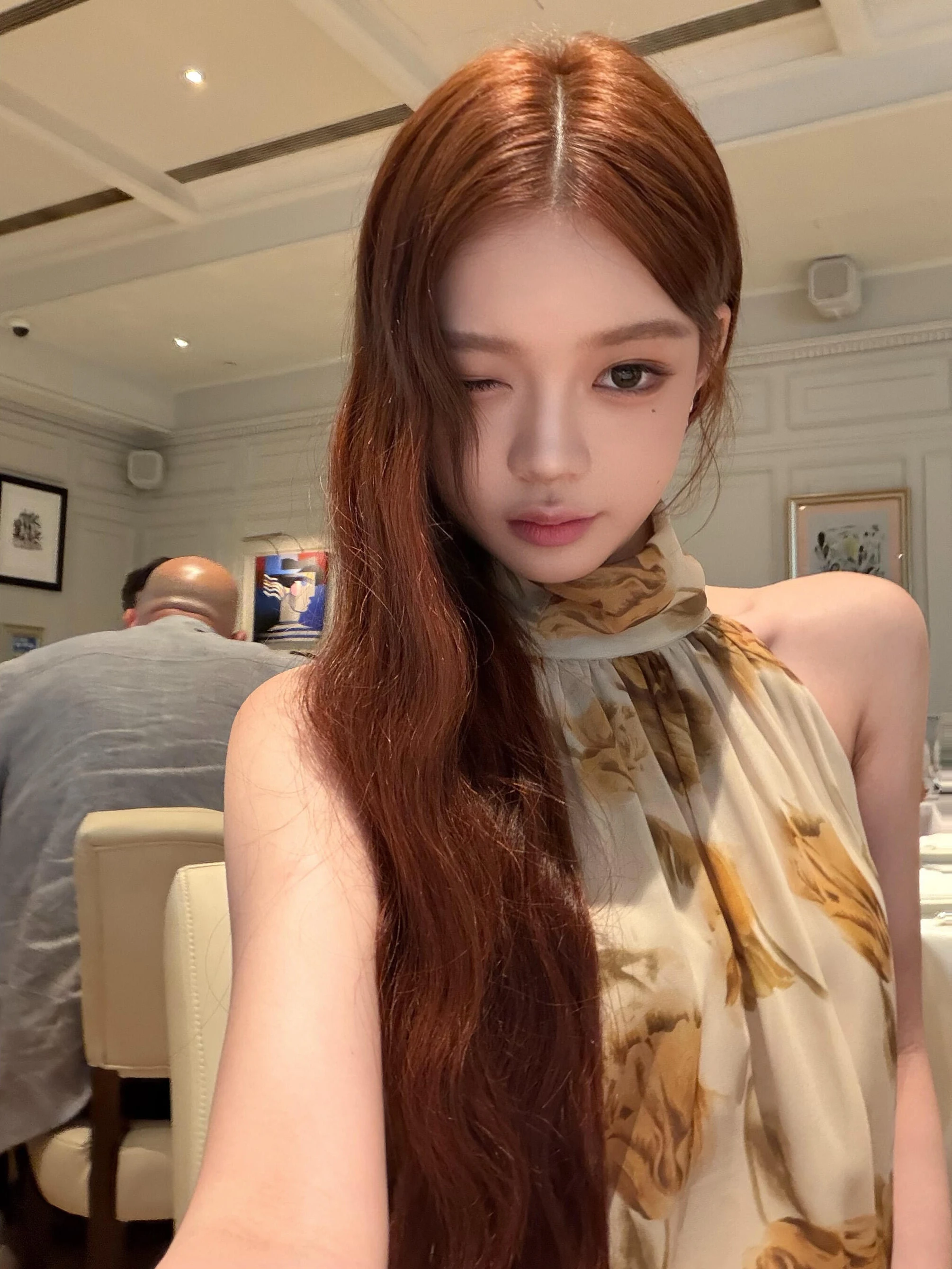 

Elegant French Style Women's Shirt Unique Floral Print Chiffon Top Beautiful Vintage Feel High Collar Sleeveless Summer Fashion