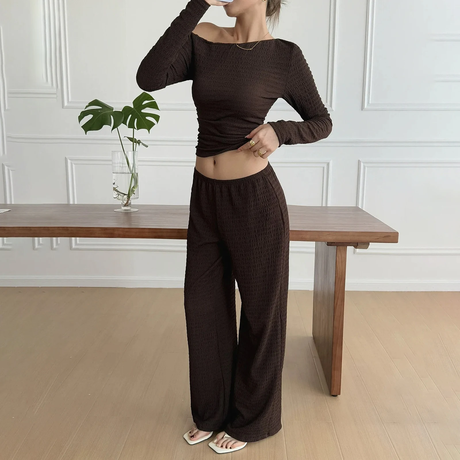 Conjunto de 2 piezas para Mujer, Tops fruncidos de manga larga con hombros descubiertos y pantalones de pierna ancha, colección Conjunto Dos Piezas para Mujer