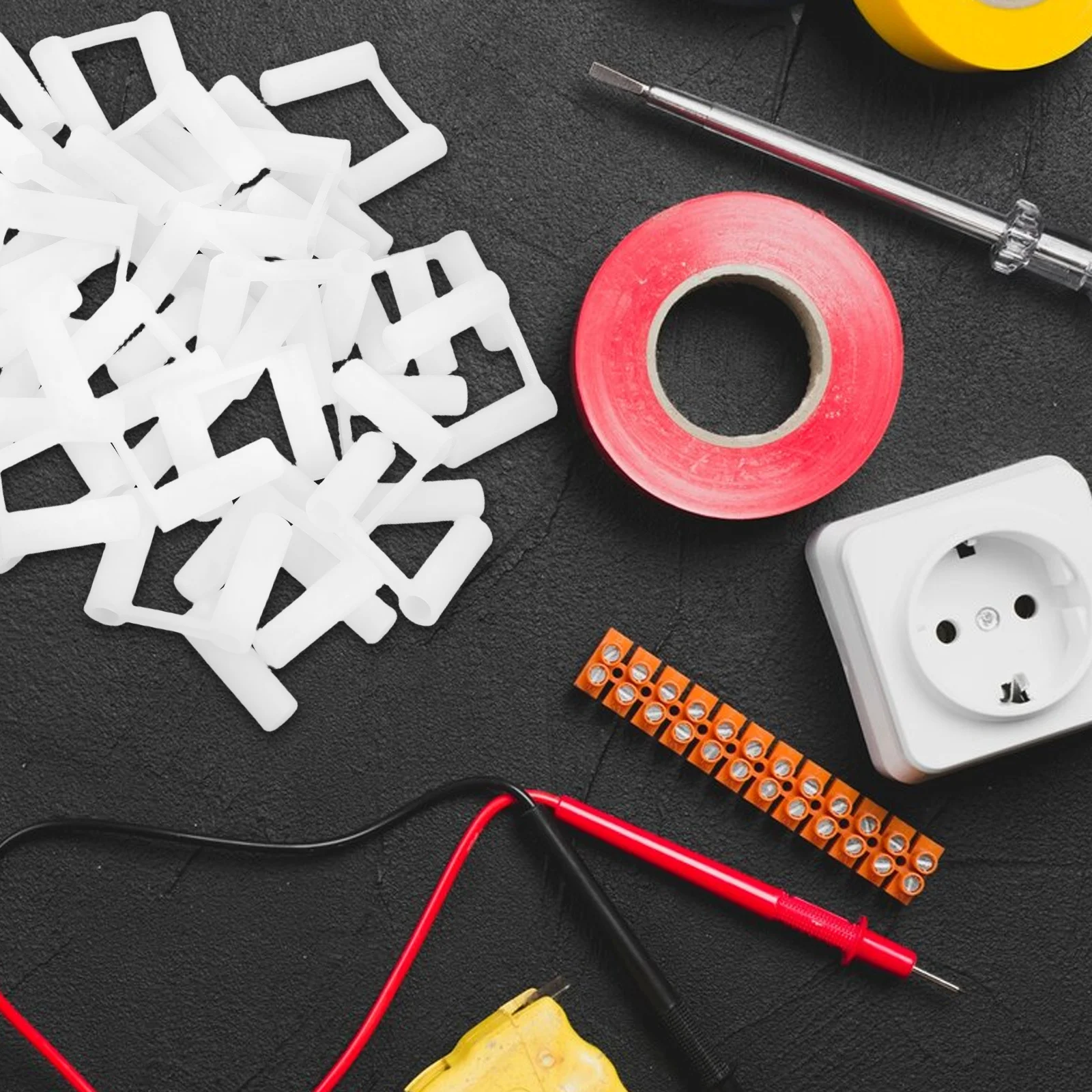 

100Pcs White Outlet Covers Baby Proofing Safety Plug Protectors Electric Socket Guards for Home Nursery Electric Outlet Cover