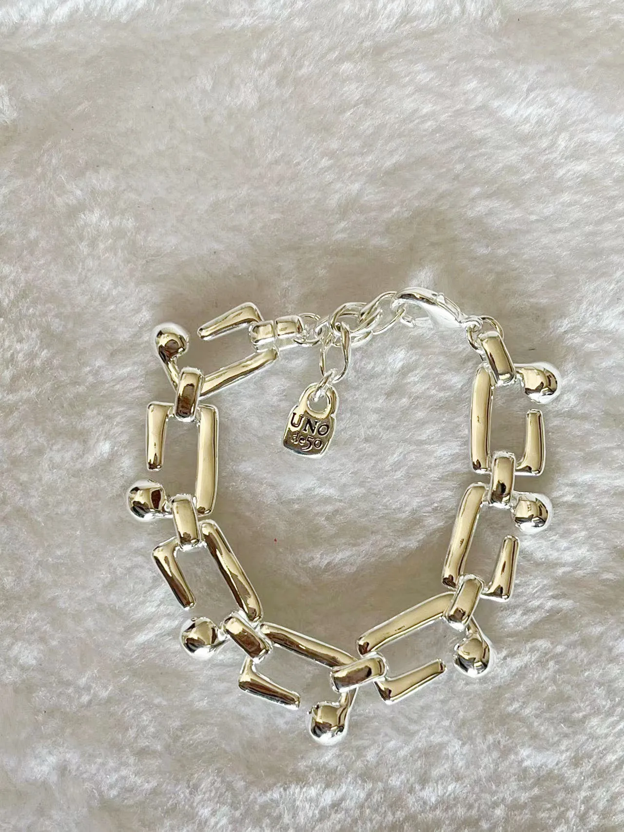 2023 High Quality UNO DE 50 Fashion Electroplated 925 Exquisite Charm Creative Design Bracelet, Popular Jewelry Gifts