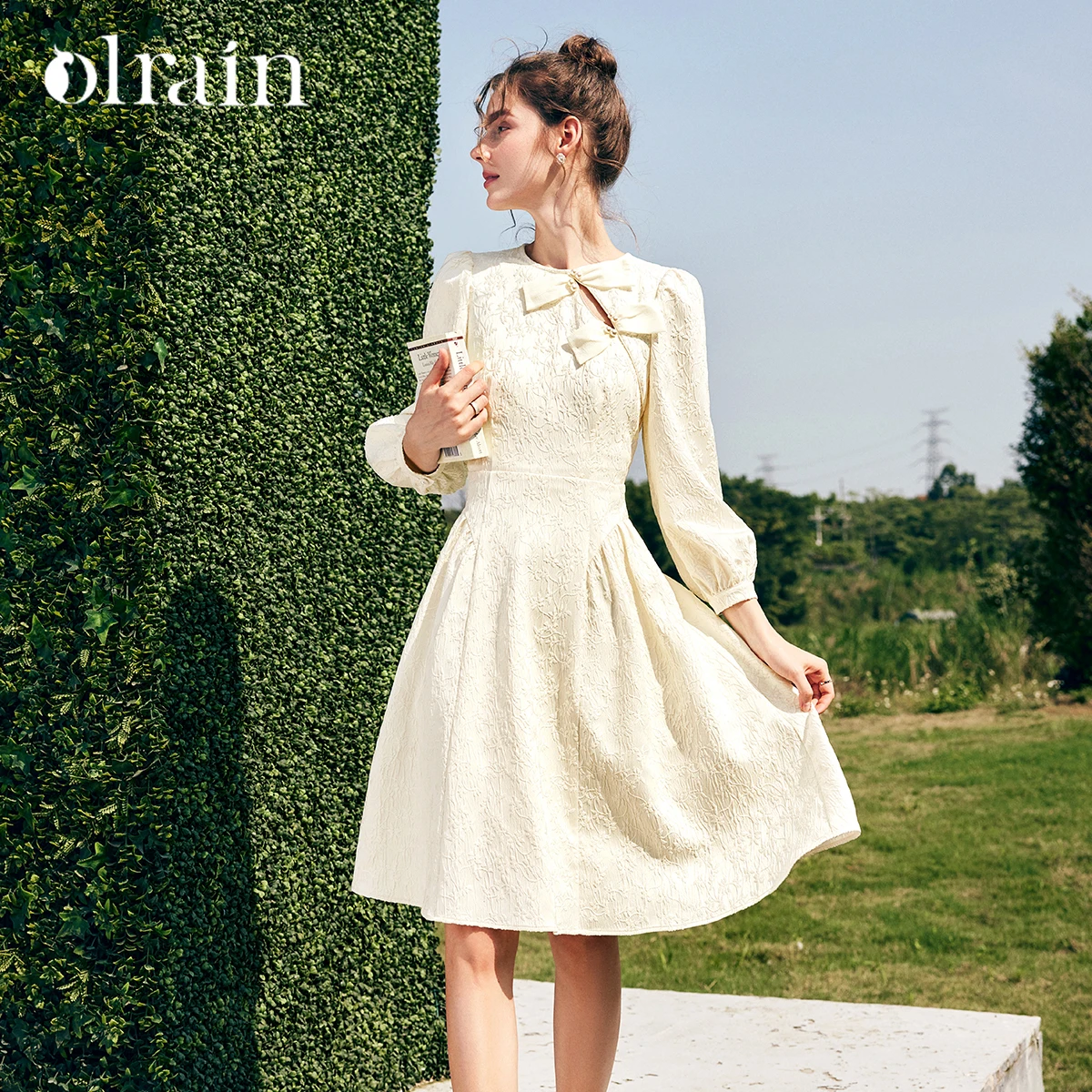 

OLrain Women's Elegant Jacquard Fitted Dress 2025 Autumn Long Sleeve Cut-out French Tea Break Dresses Woman Clothes O23CL69329
