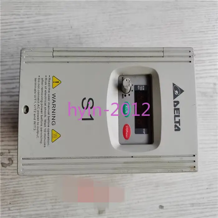 1pcs Used VFD-S 750W inverter VFD007S11A