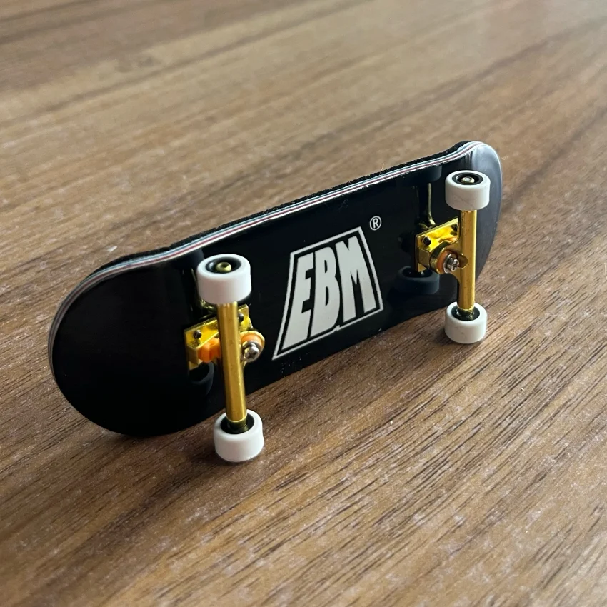 Professionelles Mini-Skateboard aus Holz, komplettes Finger-Skateboard aus Ahorn, 32 mm, 34 mm, perfektes Sammlerspielzeug, Geschenk für Kinder und Jugendliche