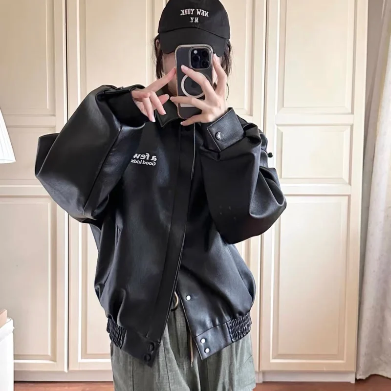 

Casual Loose Fit Basic Leather Jaet with Embroidered Logo Collar Design Versatile Autumn Outerwear for Teenagers