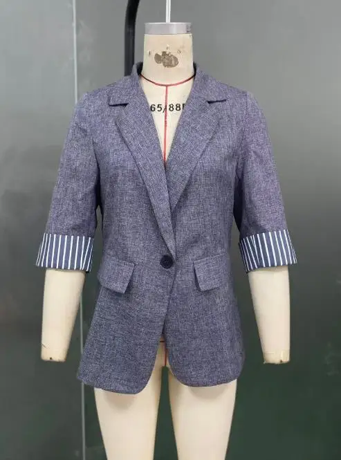 

Women's Blazer 2025 Spring Autumn New Temperament Notched Collar Long Sleeve Fashion Flip Details Elegant Blazer Coat