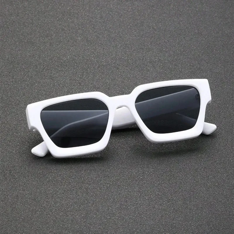 Unisex Plastic Fashion Square Frame Sunglasses For Street Photography And Beach Trips Driving Accessories Glasses view 4